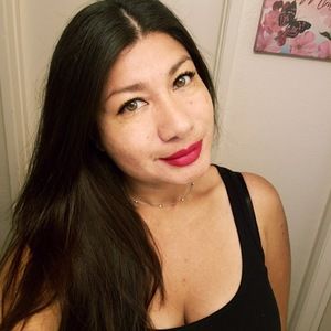 Meet your Posher, Julissa